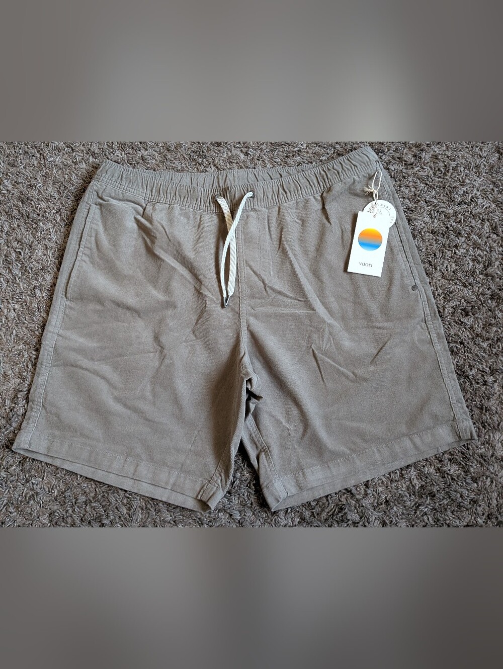 NWT Vuori Walnut Cotton 9" Corduroy Optimist Short Men's XXL